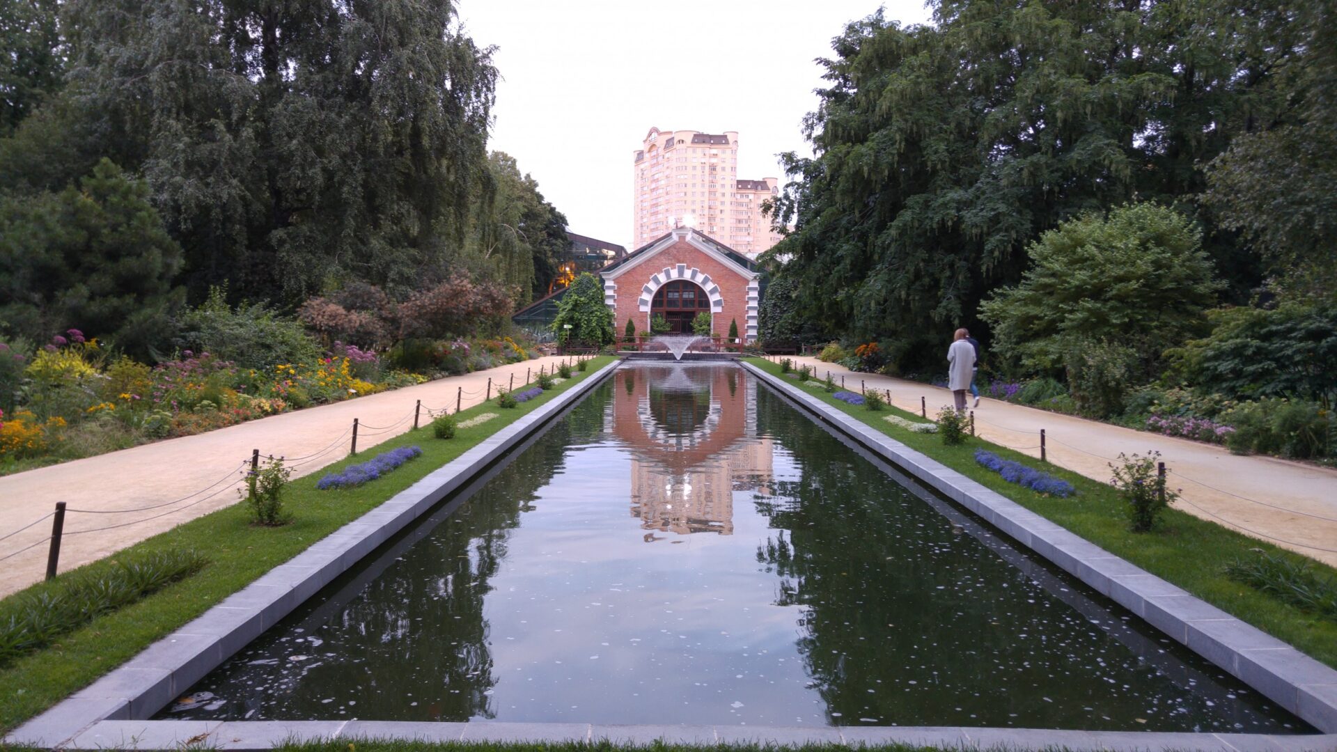 Botanical gardens Moscow Russia Visions of Travel