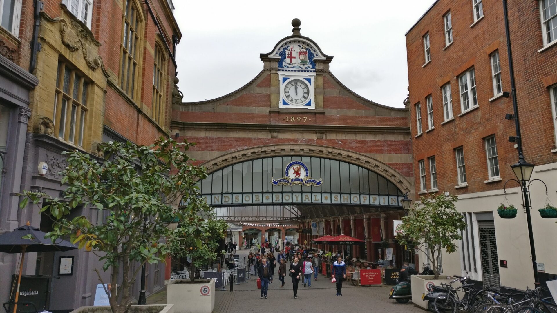 Walking tour around Windsor and Great Fosters Visions of Travel