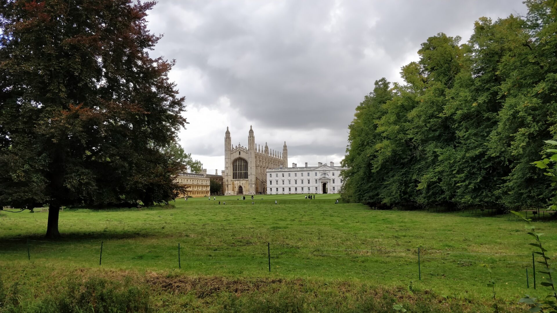 Cambridge University campus visit : England | Visions of Travel