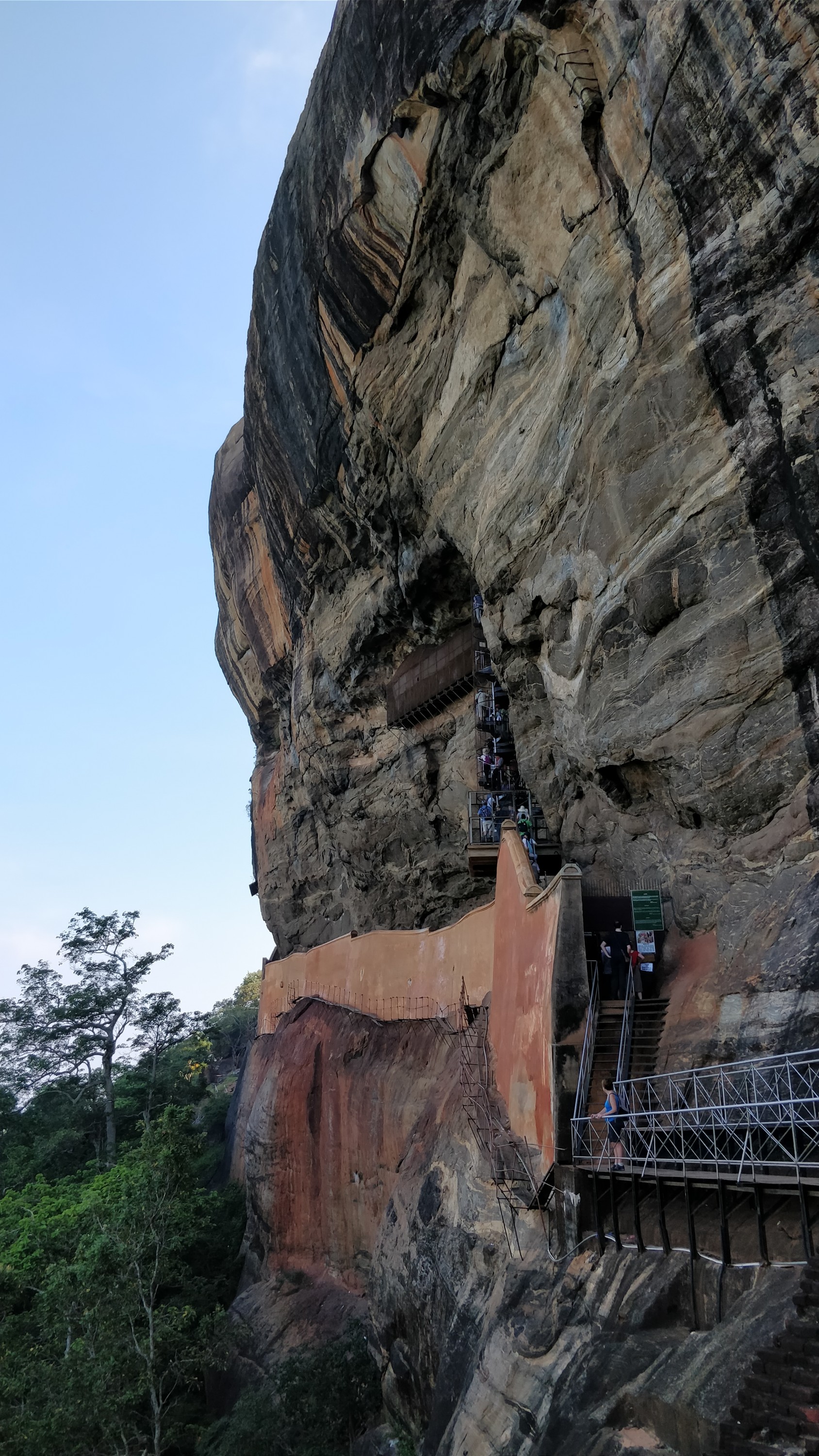 Sigiriya Lion Rock ancient fortress hill : Sri Lanka ...