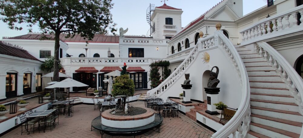 Baber Mahal Vilas Hotel & Shopping : Kathmandu | Visions of Travel